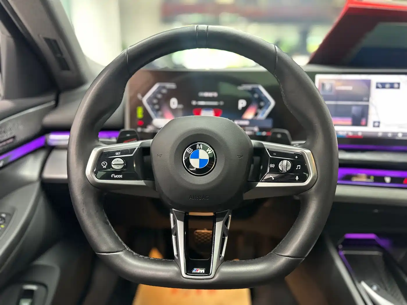 BMW 5 Series 2024 530Li Leading M Sport Package фото 5
