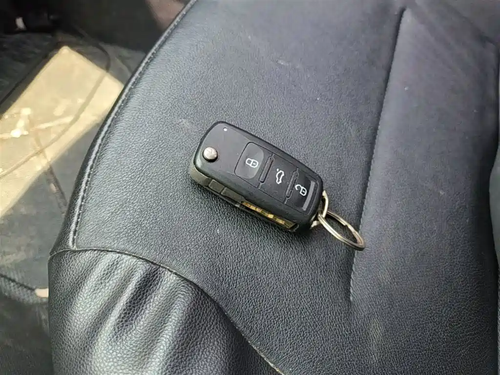 Volkswagen Bora 2018 1.5L Automatic Comfort фото 9