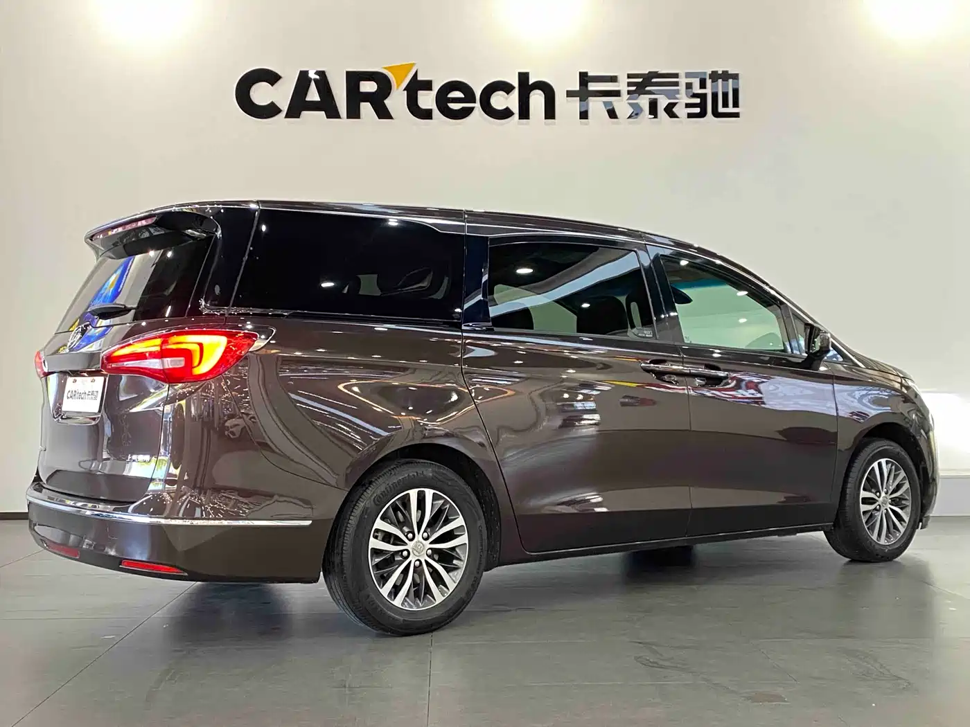 Buick GL8 2018 ES 28T Luxury Type China VI фото 33