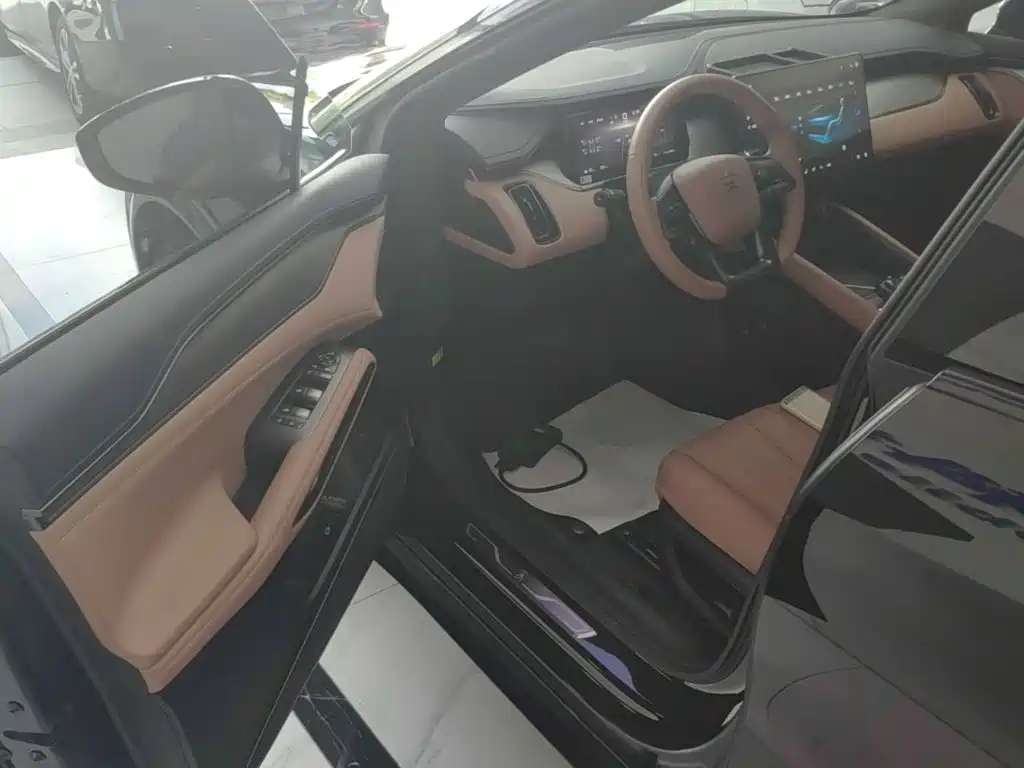 BYD Song L EV 2024 2025 662km Surpassing Model