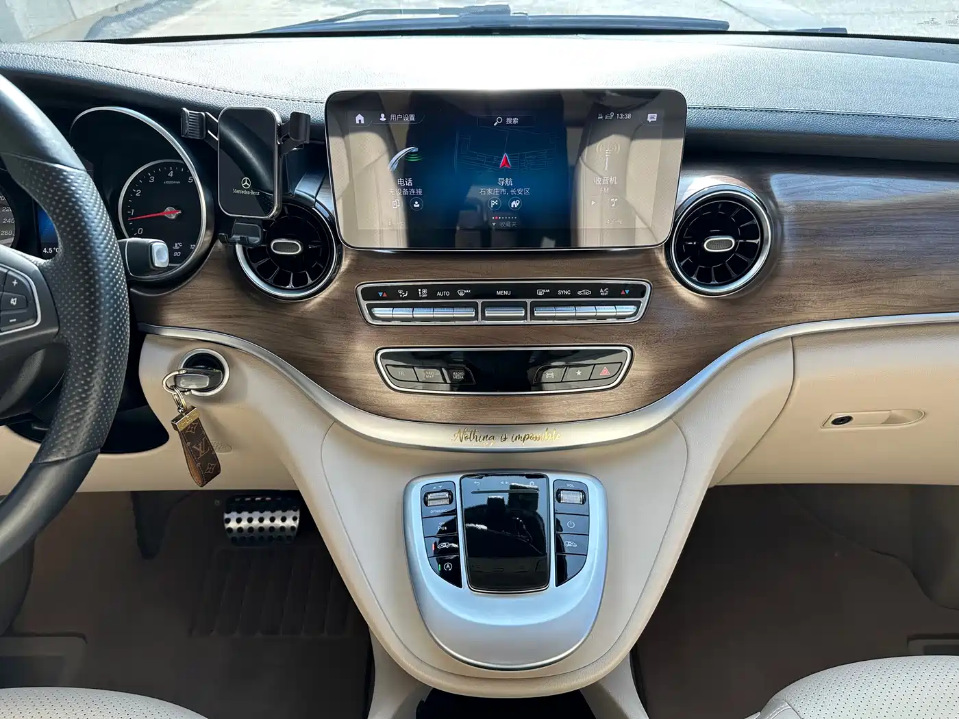 MERCEDES-BENZ V-CLASS