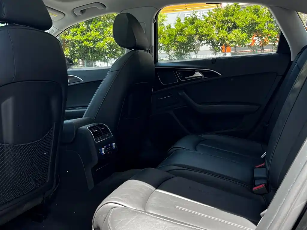 Audi A6L 2016 30 FSI Comfort фото 10