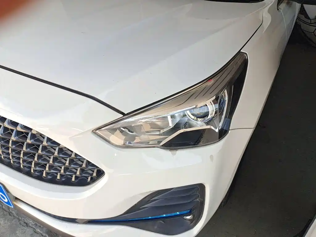 Фото 24 - Haval M6