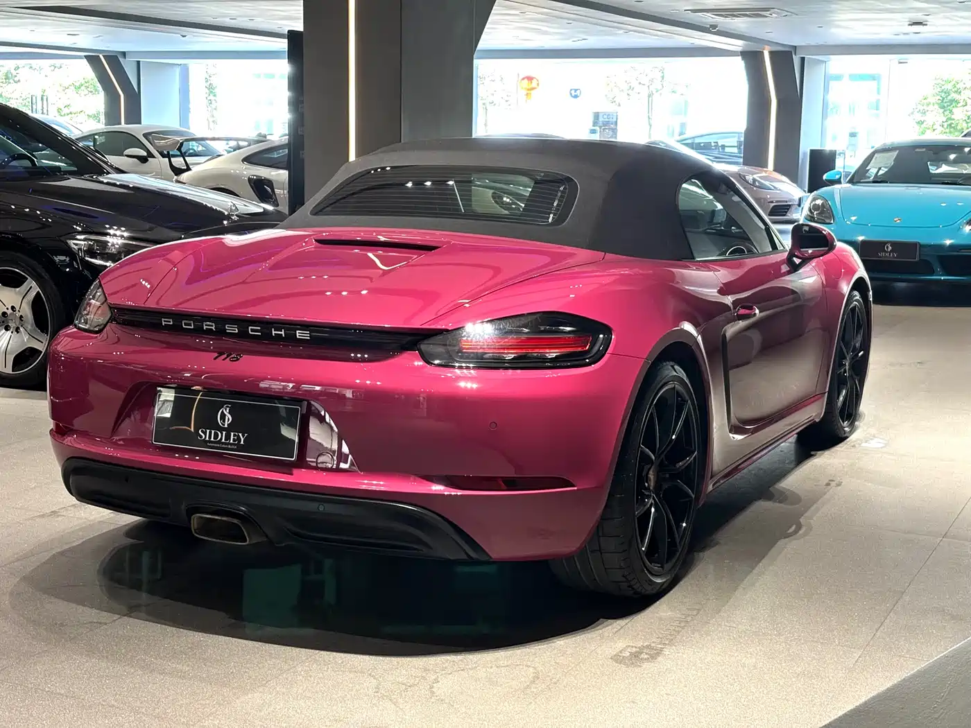 PORSCHE 718