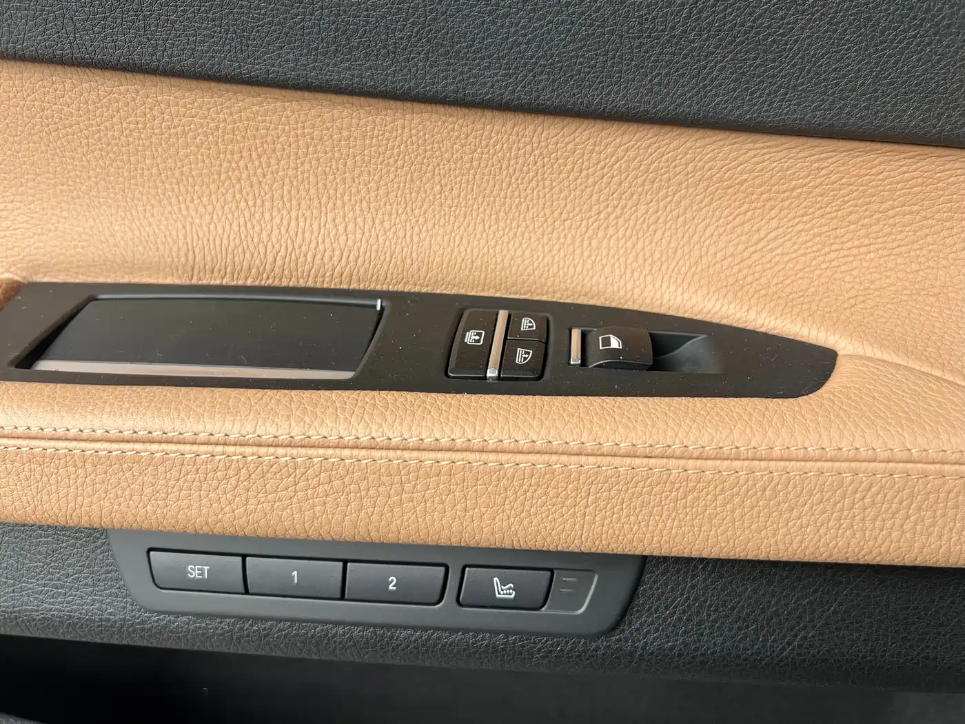BMW 7 Series 2013 Model 730Li Luxury фото 15