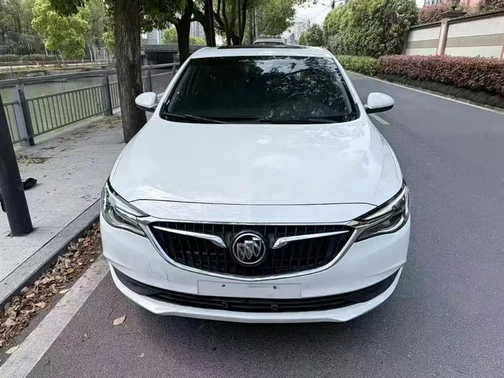 Buick Excelle 2019 18T Auto Connected Elite China VI фото 22
