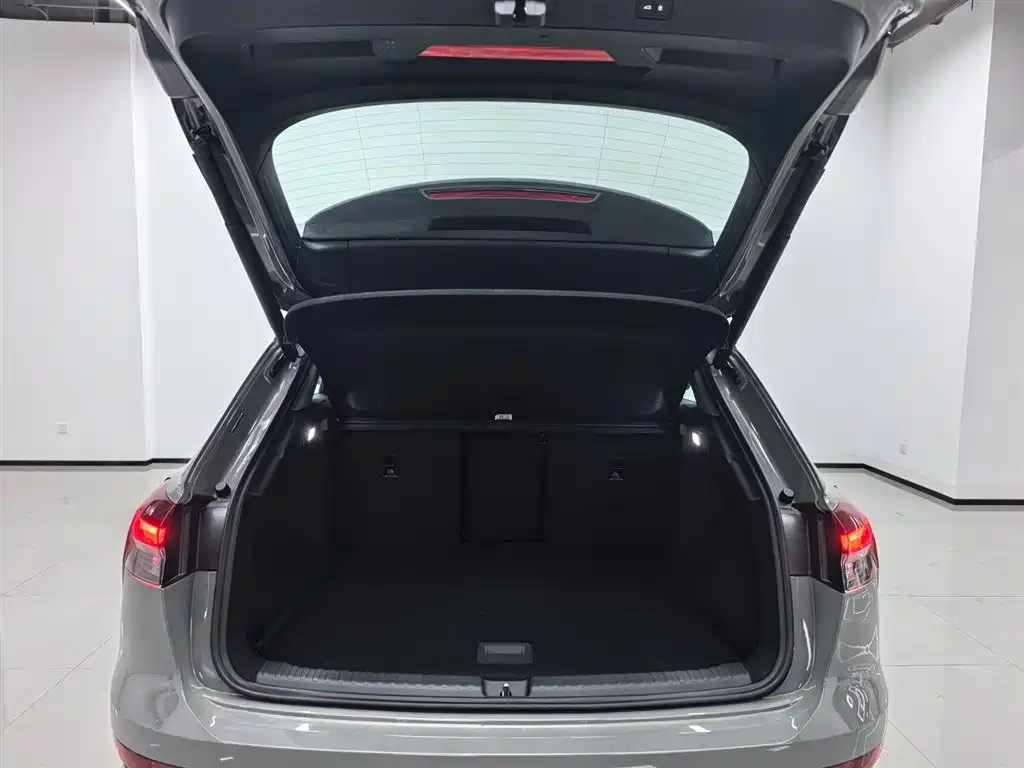 Audi Q4 e-tron 2026 2024 40 e-tron Creation Edition