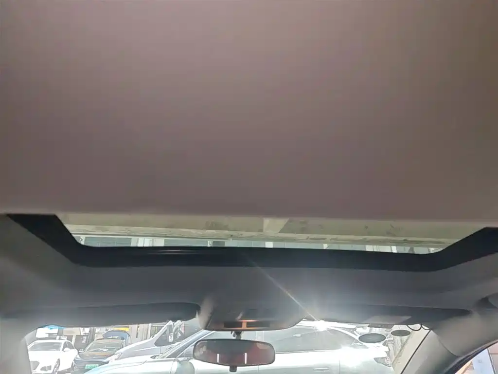 Chevrolet Cruze 2017 1.4T DCT Pioneer Sunroof фото 18