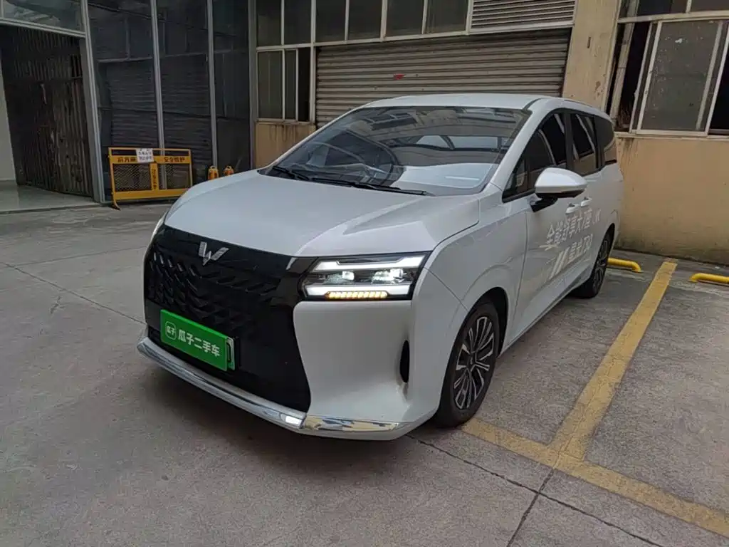 Wuling Motors Xingguang 730 New Energy 2025 2025 Model Plug-in Hybrid Base Version