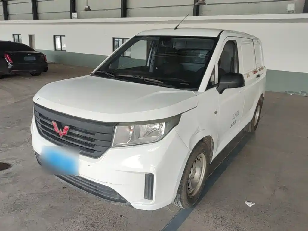 Wuling Motors Wuling Hongguang PLUS 2020 2019 1.5T Manual Wealth 2-seater