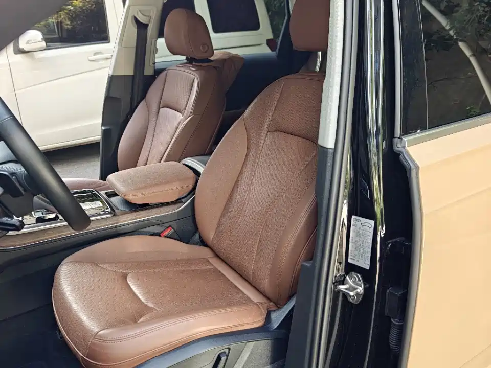 Photo 8 - Audi Q7