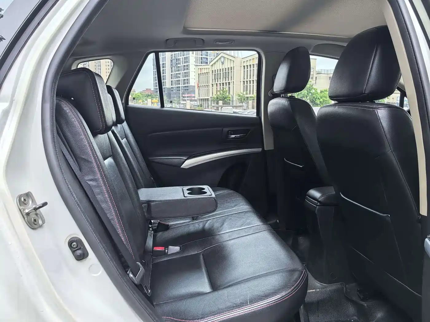 Suzuki SX4 S-Cross 2015 2014 1.6L CVT 2WD Elite