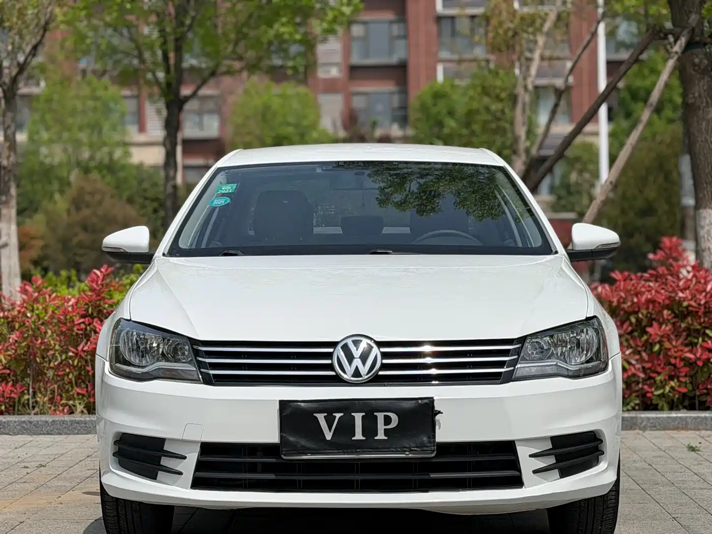 Volkswagen Bora 2014 1.6L Automatic Fashion Edition фото 2