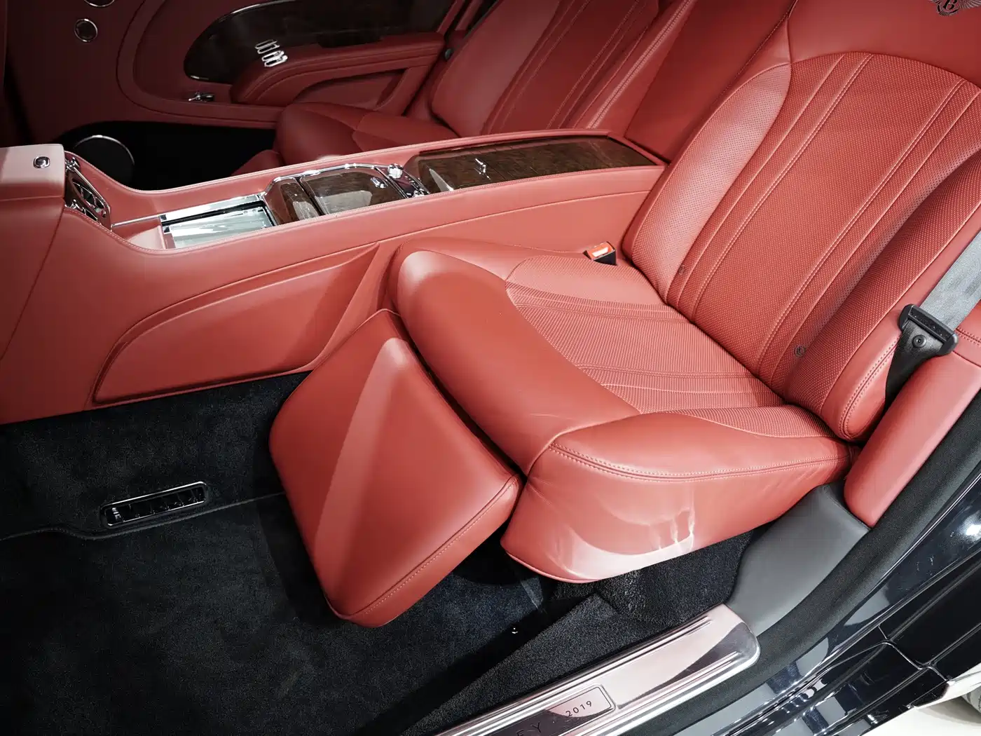 Bentley Mulsanne 2017 6.8T Long Wheelbase фото 11