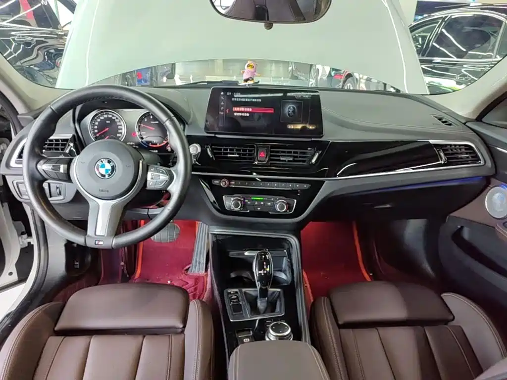 BMW 1 Series 2024 2023 125i M Sport Shadow Edition