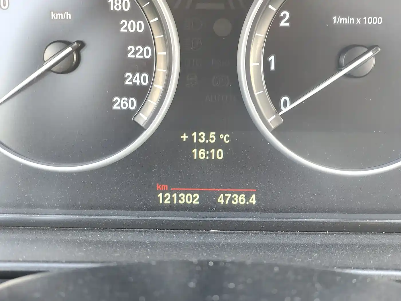 BMW 5 Series 2014 520Li Elegance фото 7