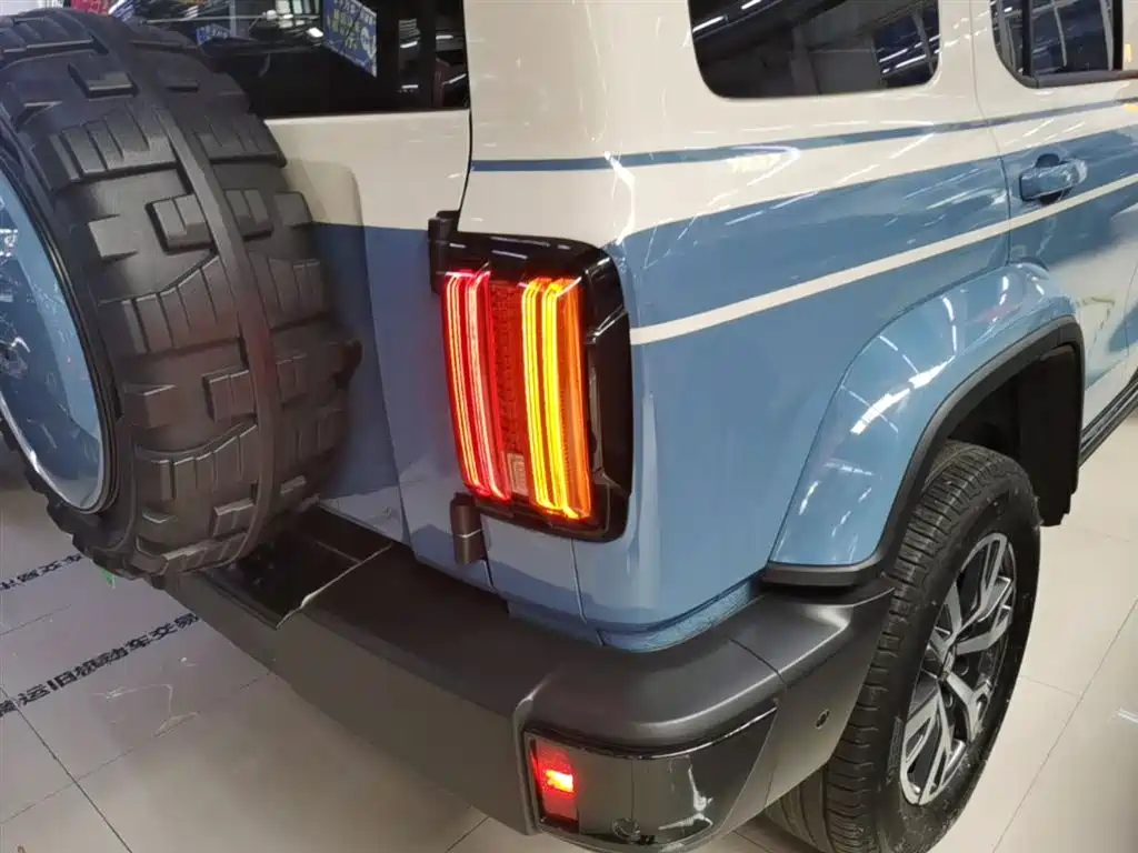 Tank 300 2024 2.0T Explorer фото 8