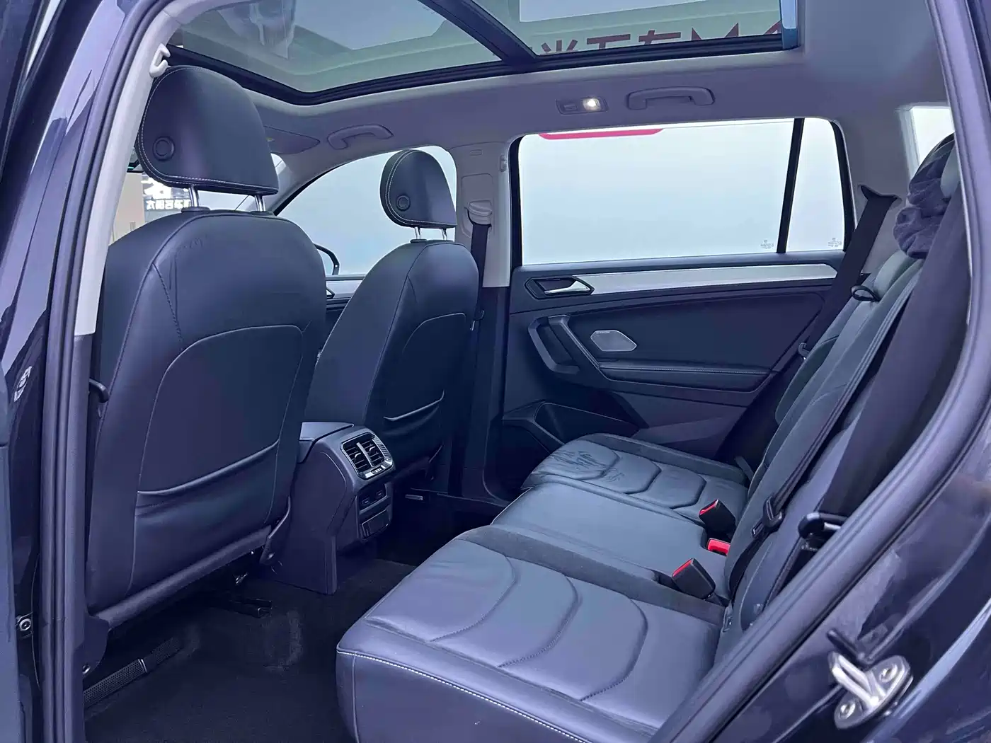 Volkswagen Tiguan L 2021 330TSI Automatic 2WD Smart фото 5