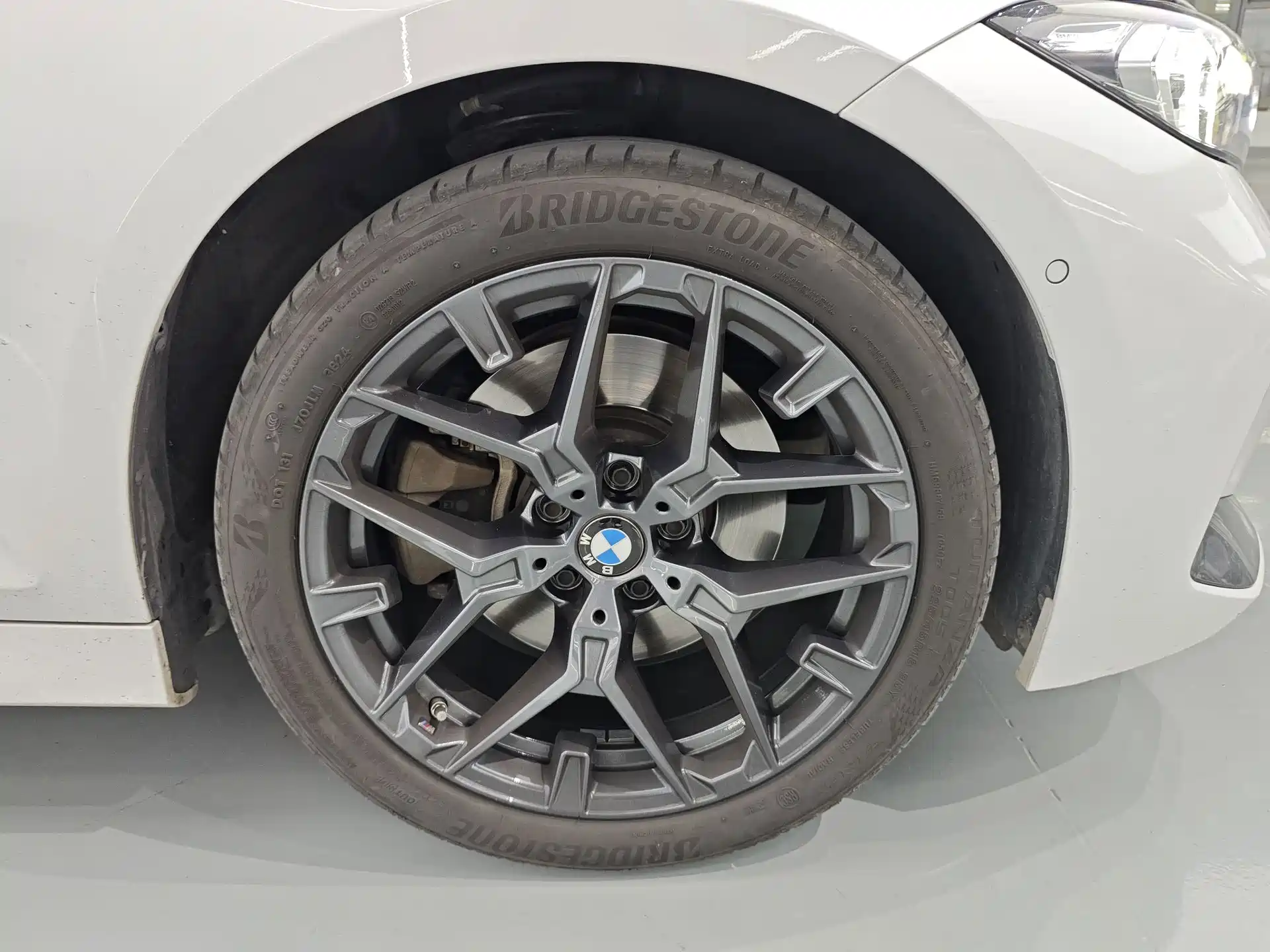Photo 10 - BMW 3 Series
