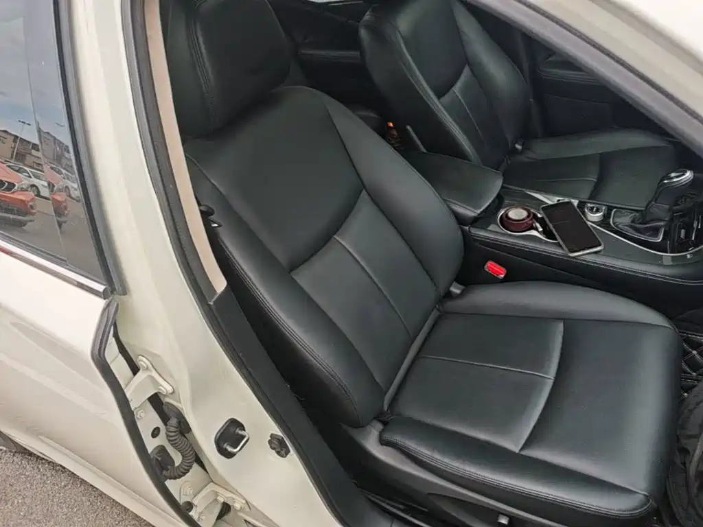 Infiniti Q50L 2021 2018 2.0T Comfort (China VI)