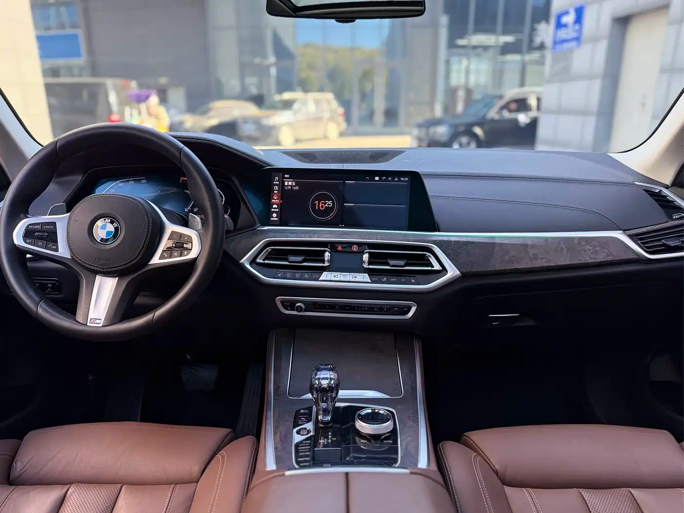 BMW X5 (Import) 2021 xDrive30i M Sport Package фото 5