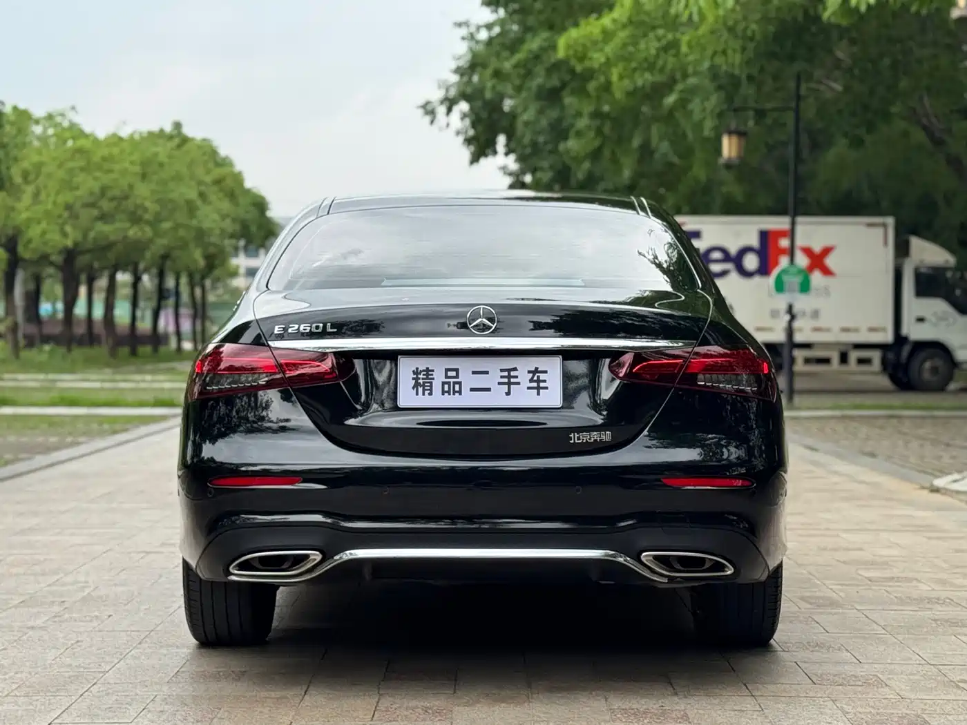 MERCEDES-BENZ E CLASS