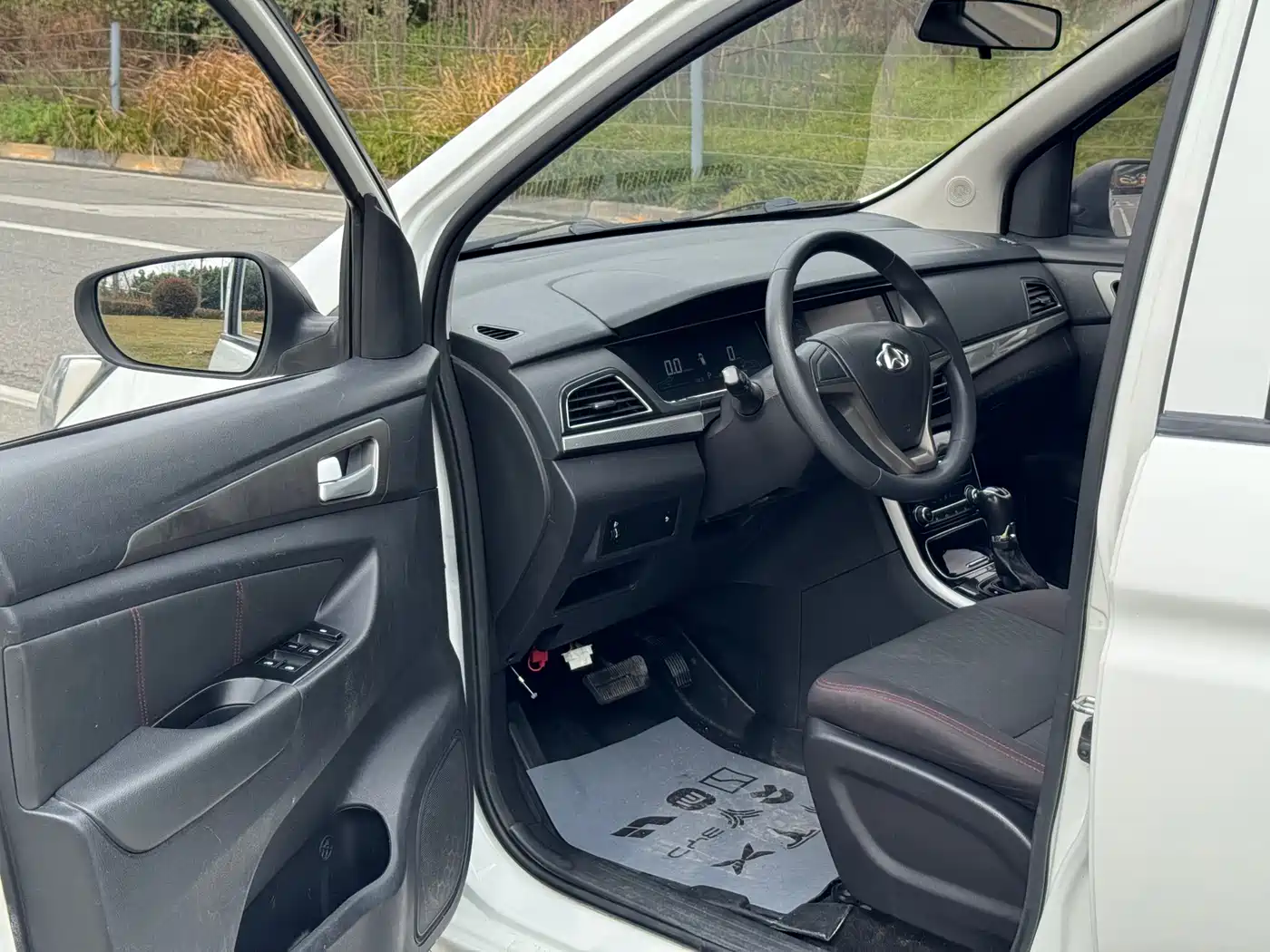 CHANGAN CHANGAN AUCHAN A600EV