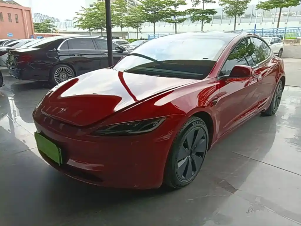 Tesla Model 3 2023