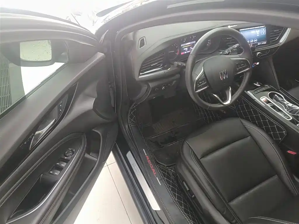 Buick Regal 2024 25T Ultra Comfort Edition фото 16