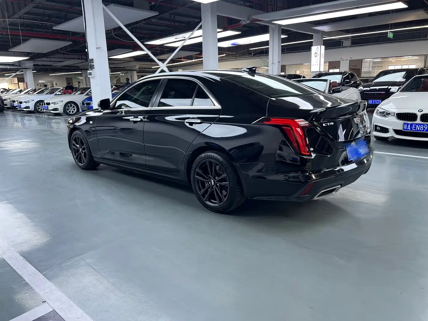 CADILLAC CT4