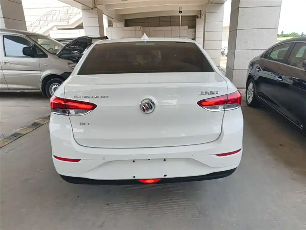 Buick Excelle 2019 15T DCT Connected Elite Type China VI фото 6