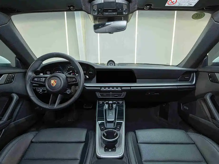 Porsche 911 2023 Carrera 3.0T фото 14