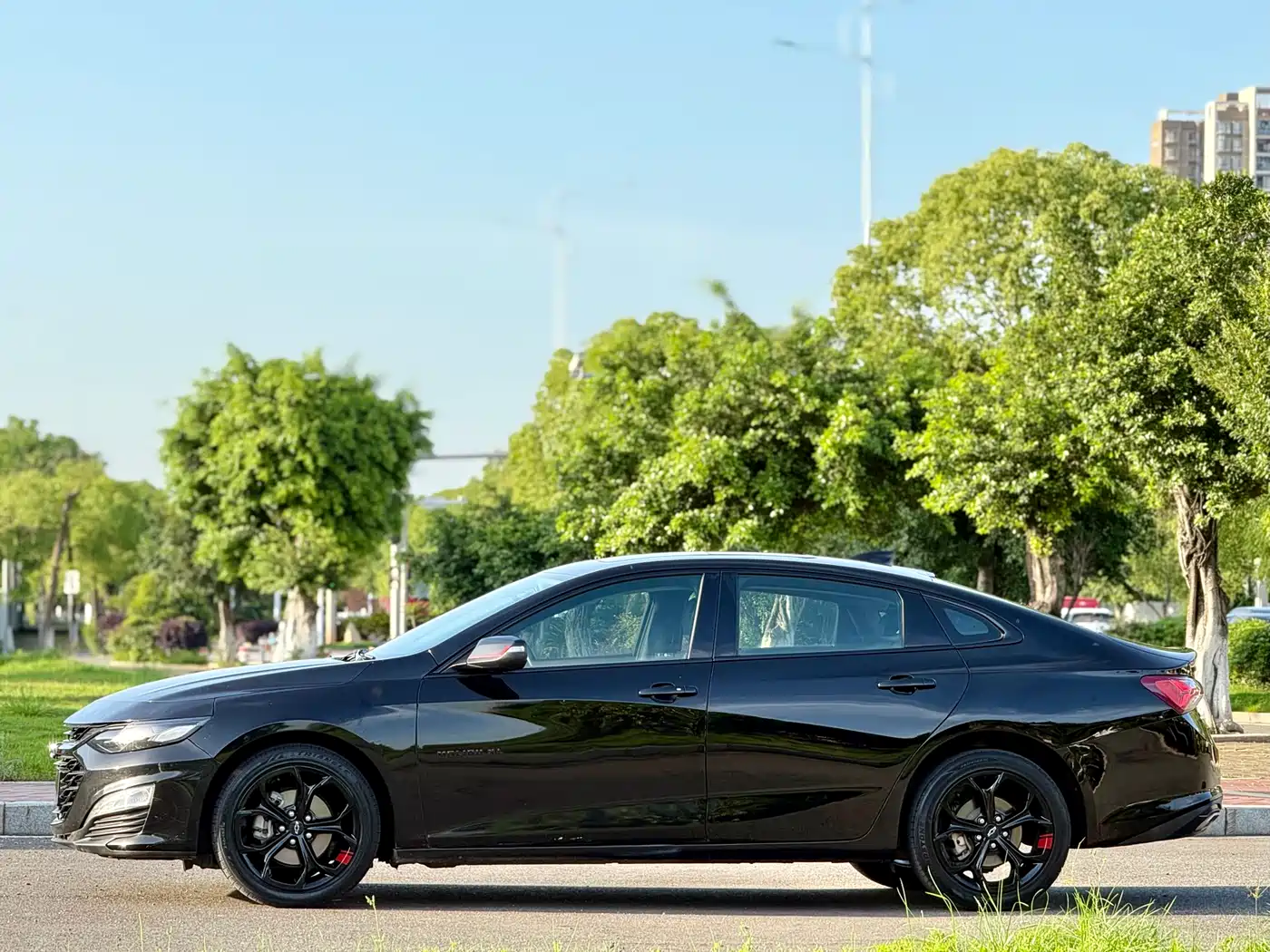 Chevrolet Malibu XL 2021 Model Redline 550T Auto Sharp Edition фото 8