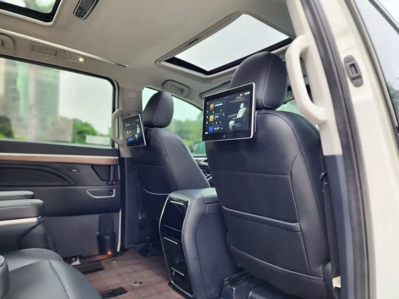 Photo 18 - GAC Trumpchi Trumpchi M8