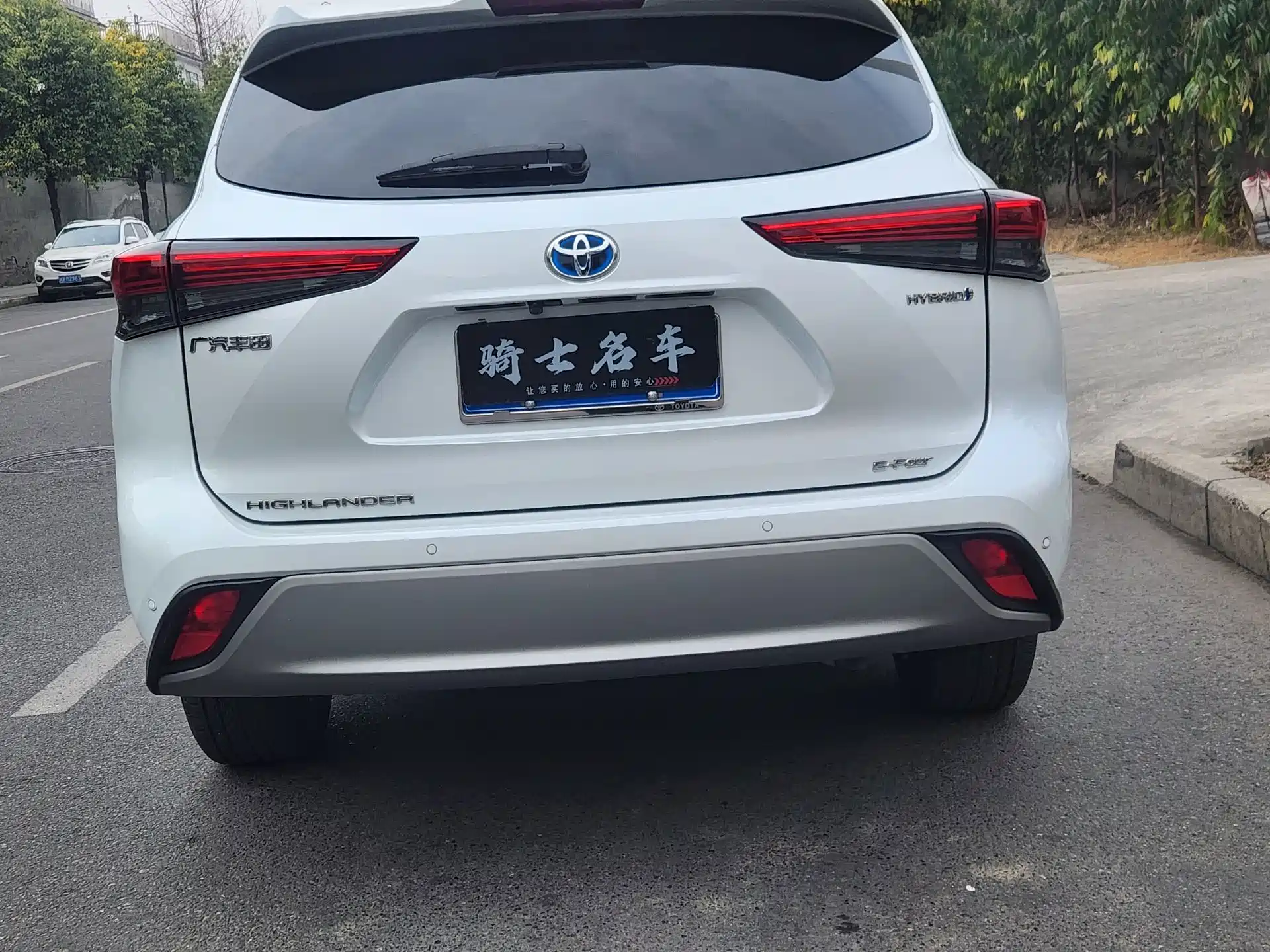 Photo 6 - Toyota Highlander