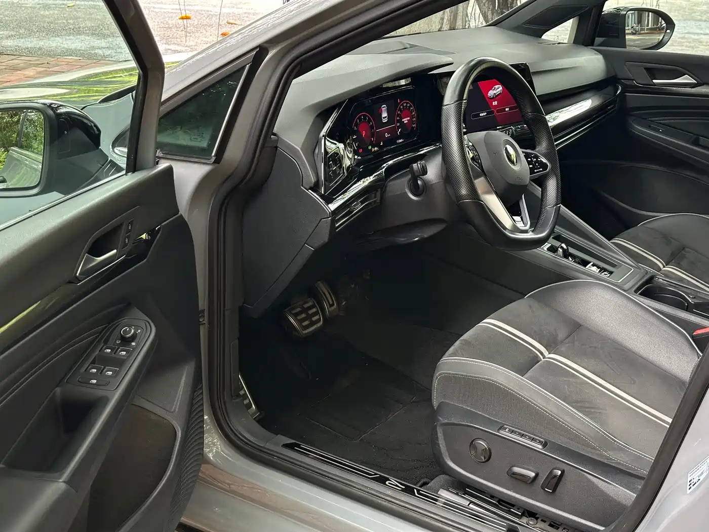 Volkswagen Golf 2021 280TSI DSG R-Line фото 6