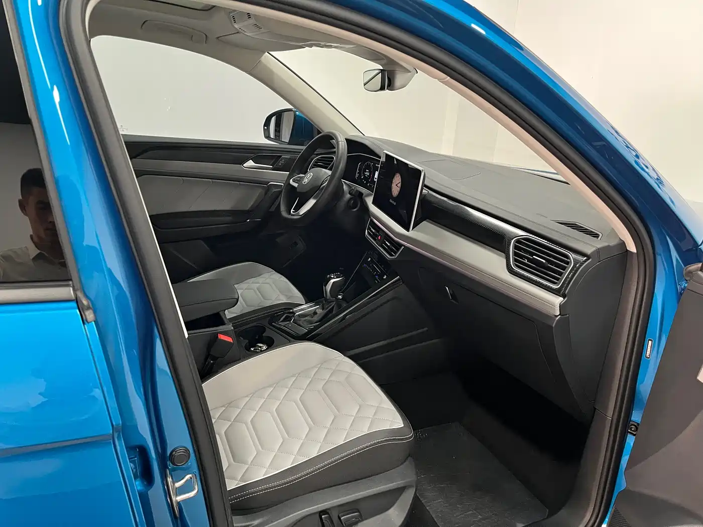 Volkswagen Tayron 2023 280TSI 2WD Luxury Plus Advanced Edition фото 20