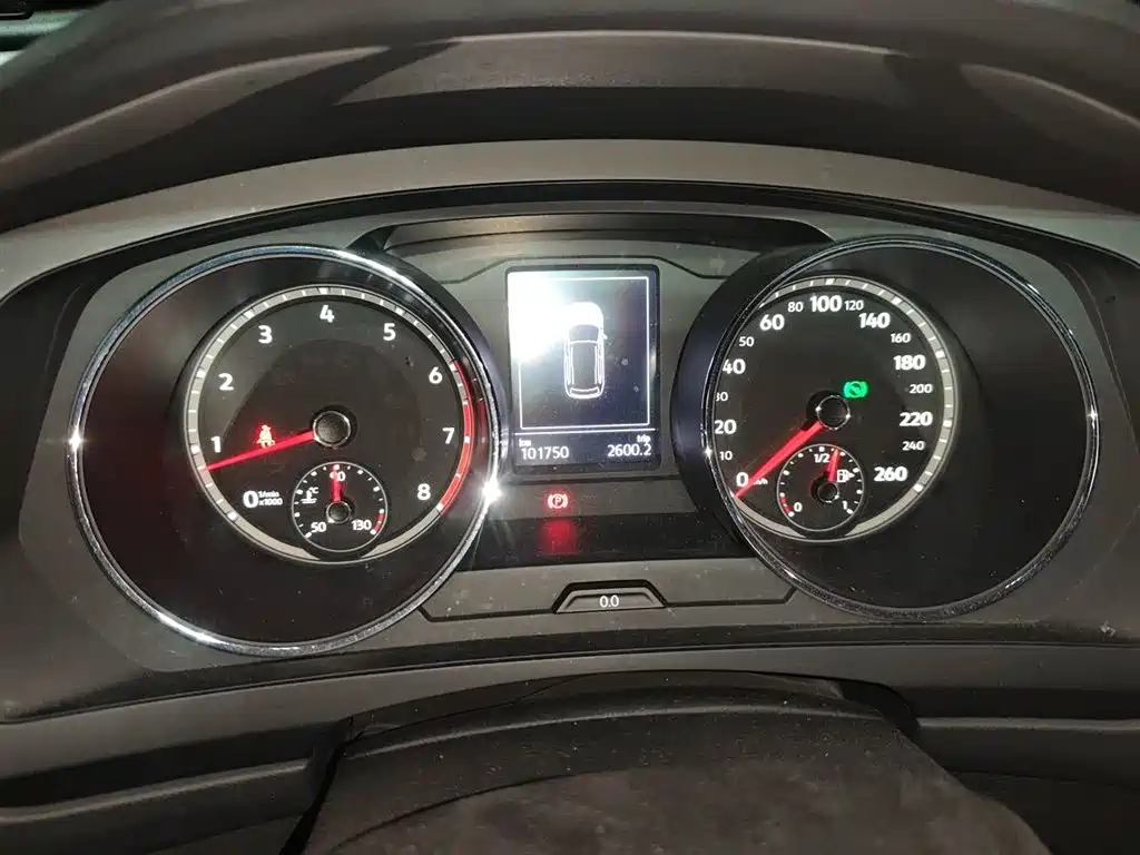 Volkswagen Tiguan L 2018 330TSI Automatic 2WD Trend Edition фото 4