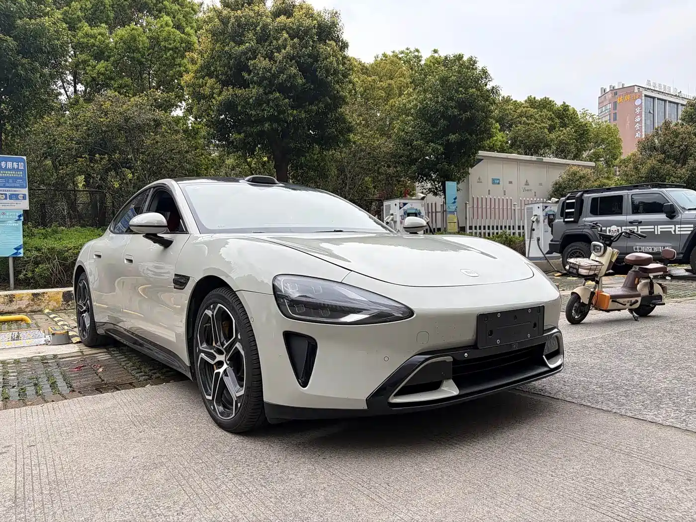 Xiaomi Auto Xiaomi SU7 2024 RWD Ultra Long Range Advanced Smart Driving Pro Edition фото 3