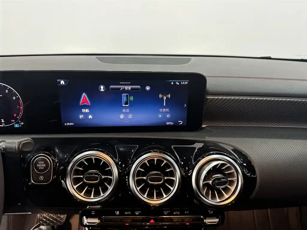 MERCEDES-BENZ CLASS A