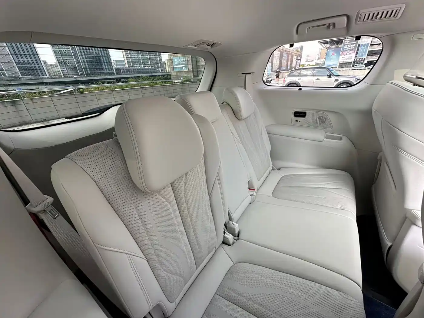 BUICK GL8 NEW ENERGY