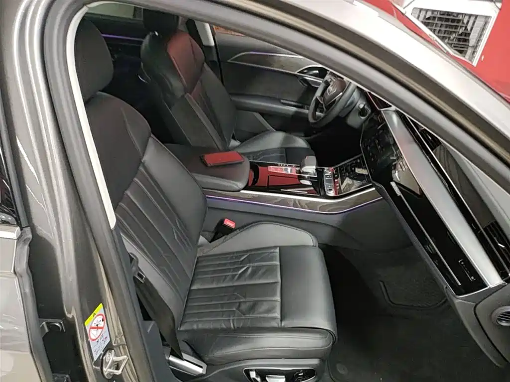 Audi A8 2019 Facelift Plus A8L 50 TFSI quattro Comfort фото 25