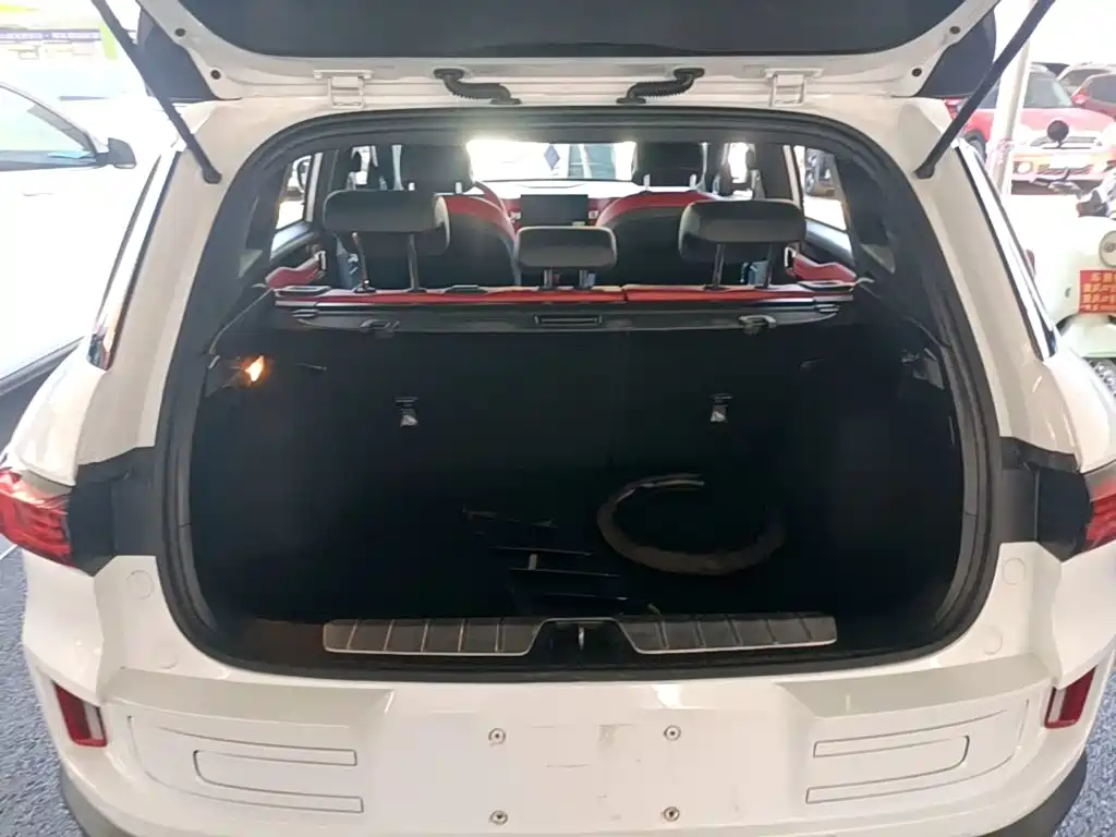 Photo 19 - Geely ICON