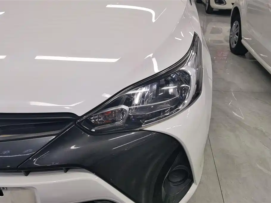 Toyota YARiS L Zhi Xuan 2016 Facelift 1.5E CVT Charming Edition фото 5