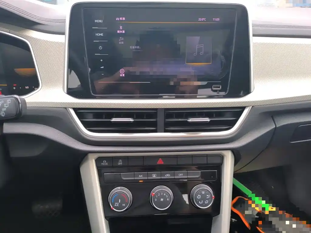 Volkswagen T-Roc, миниатюра 13