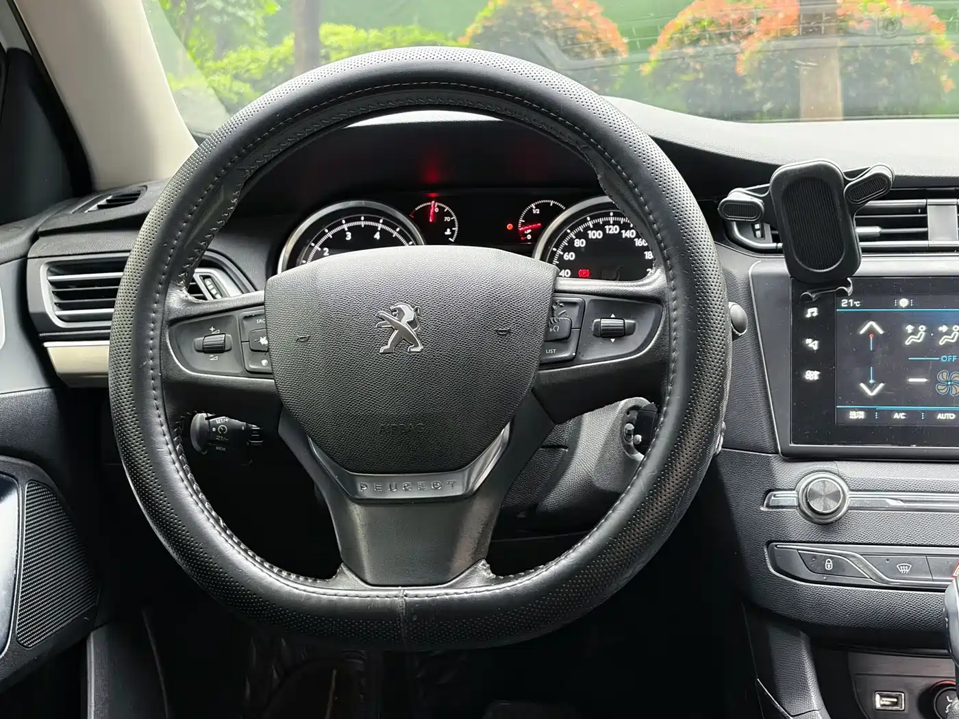Peugeot 408 2018 350THP Automatic Luxury Edition фото 14