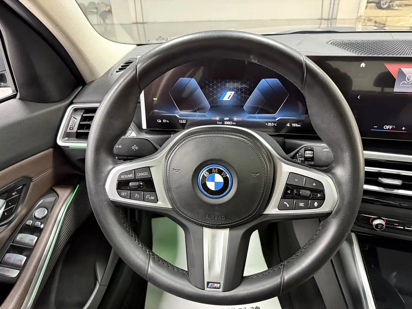 Фото 8 - BMW i3