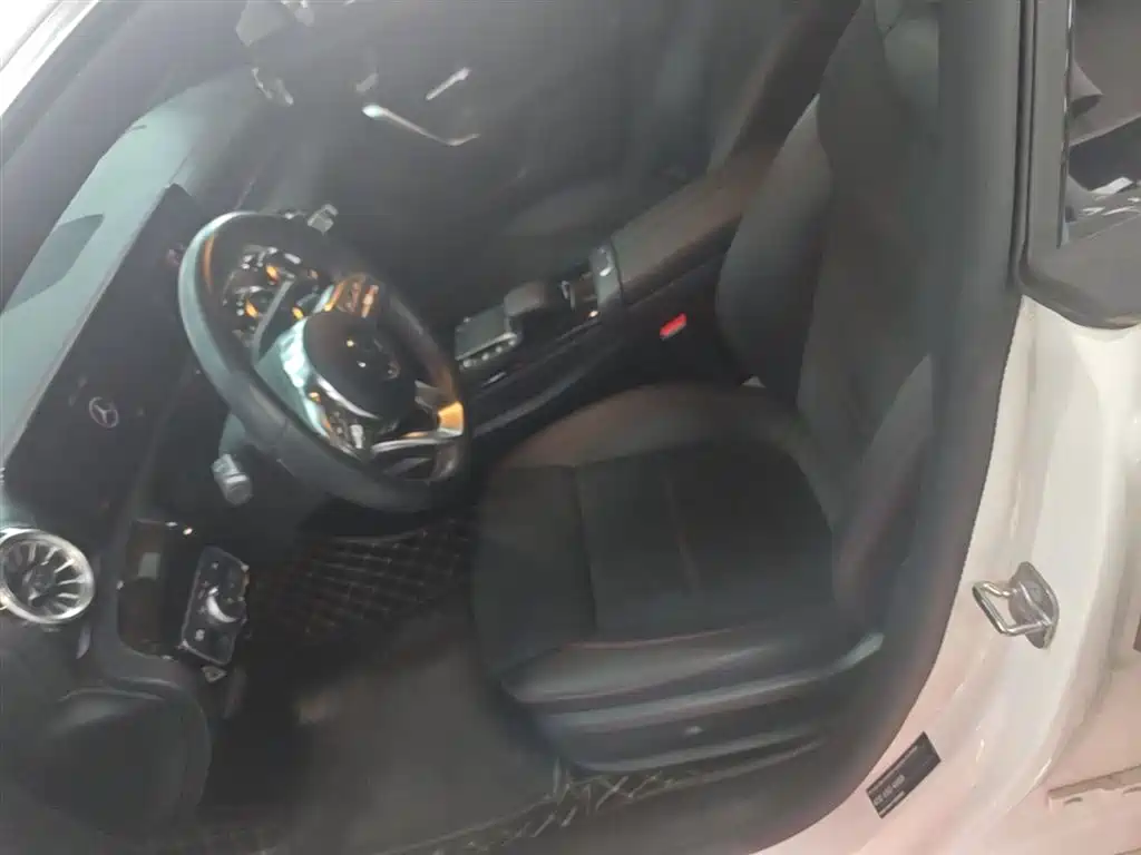 Mercedes-Benz CLA (Import) 2023 CLA 200 фото 15
