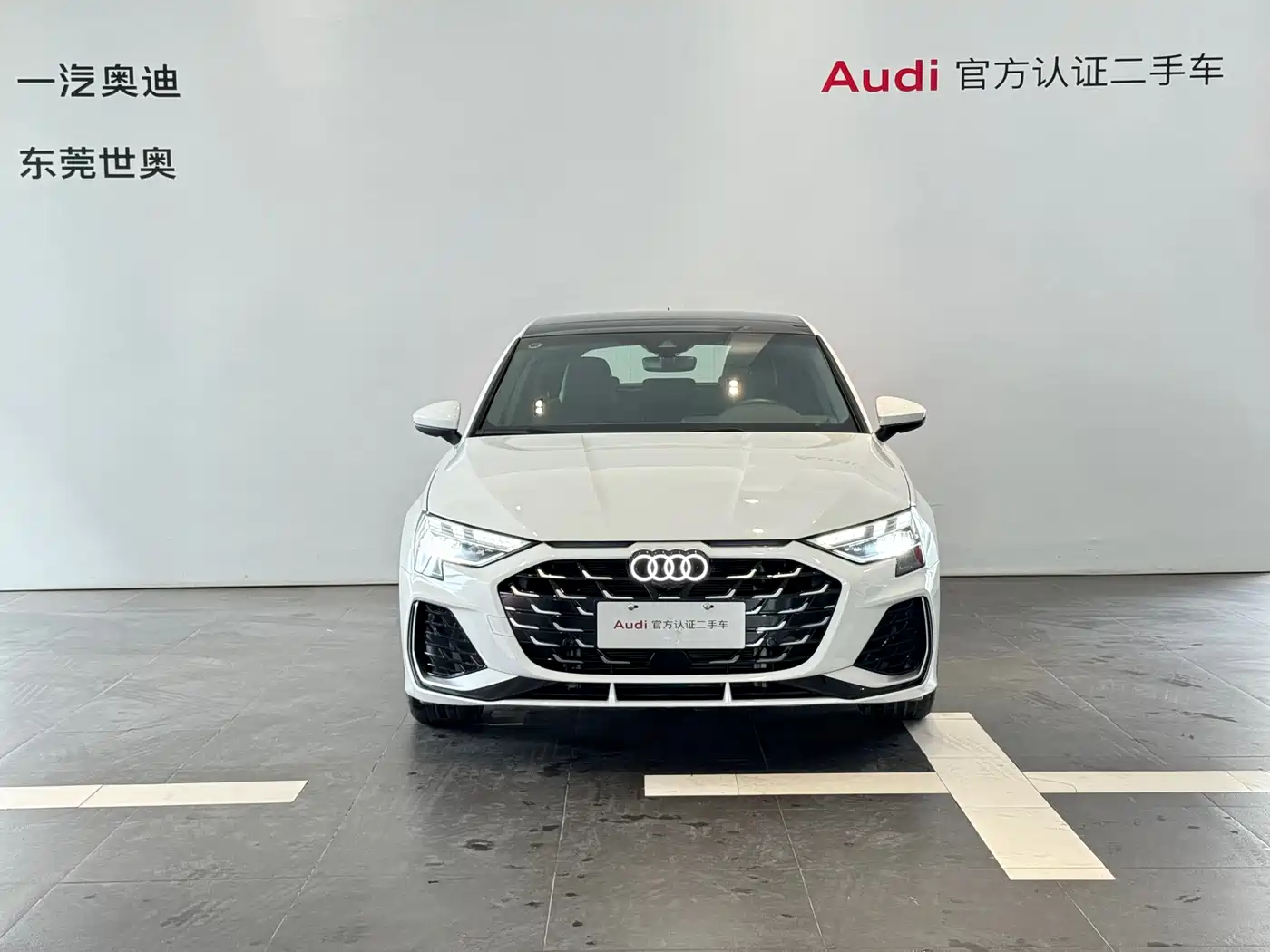 Audi A3 2025 Sportback 35TFSI Flying Premium фото 2