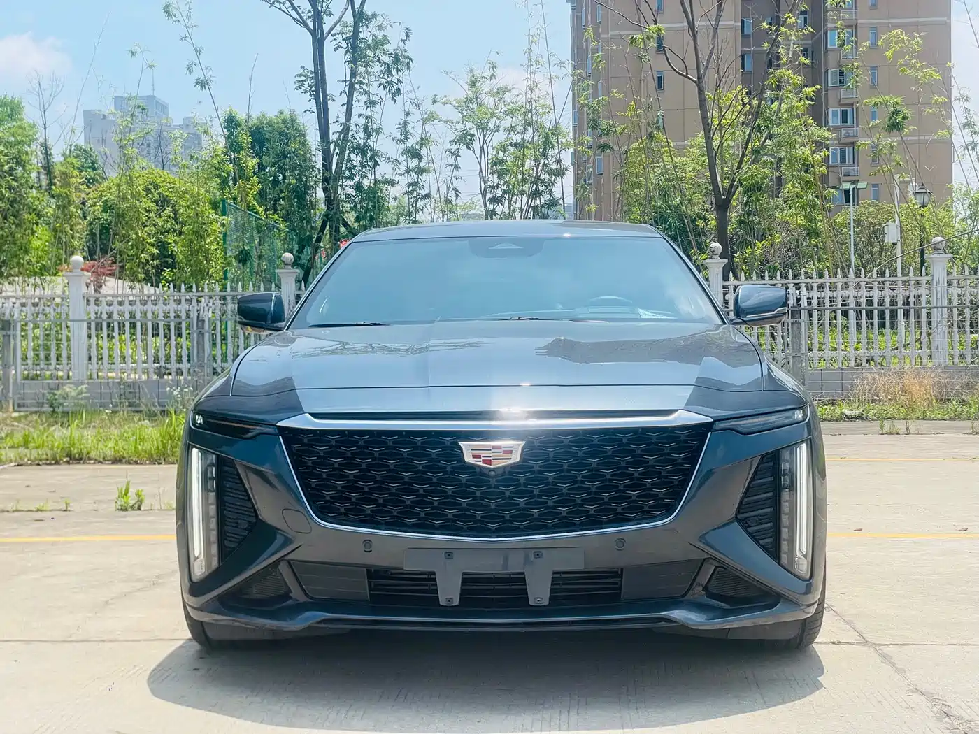 Cadillac CT6 2023 28T Platinum Model фото 2